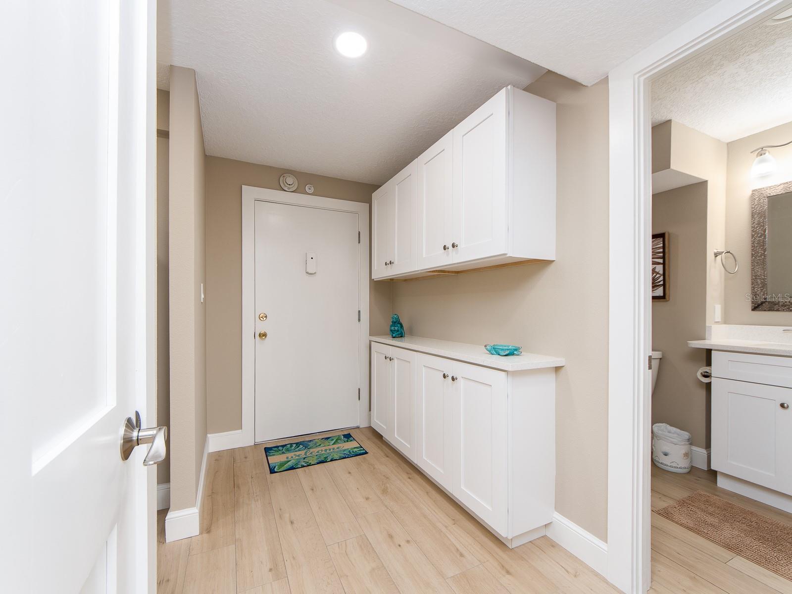 Entry to unit 503