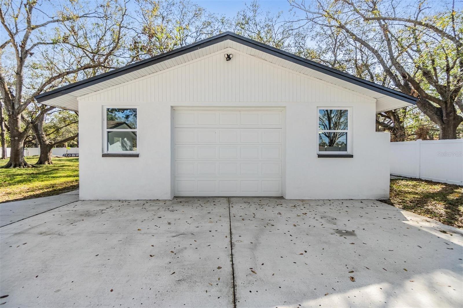 Detached garage