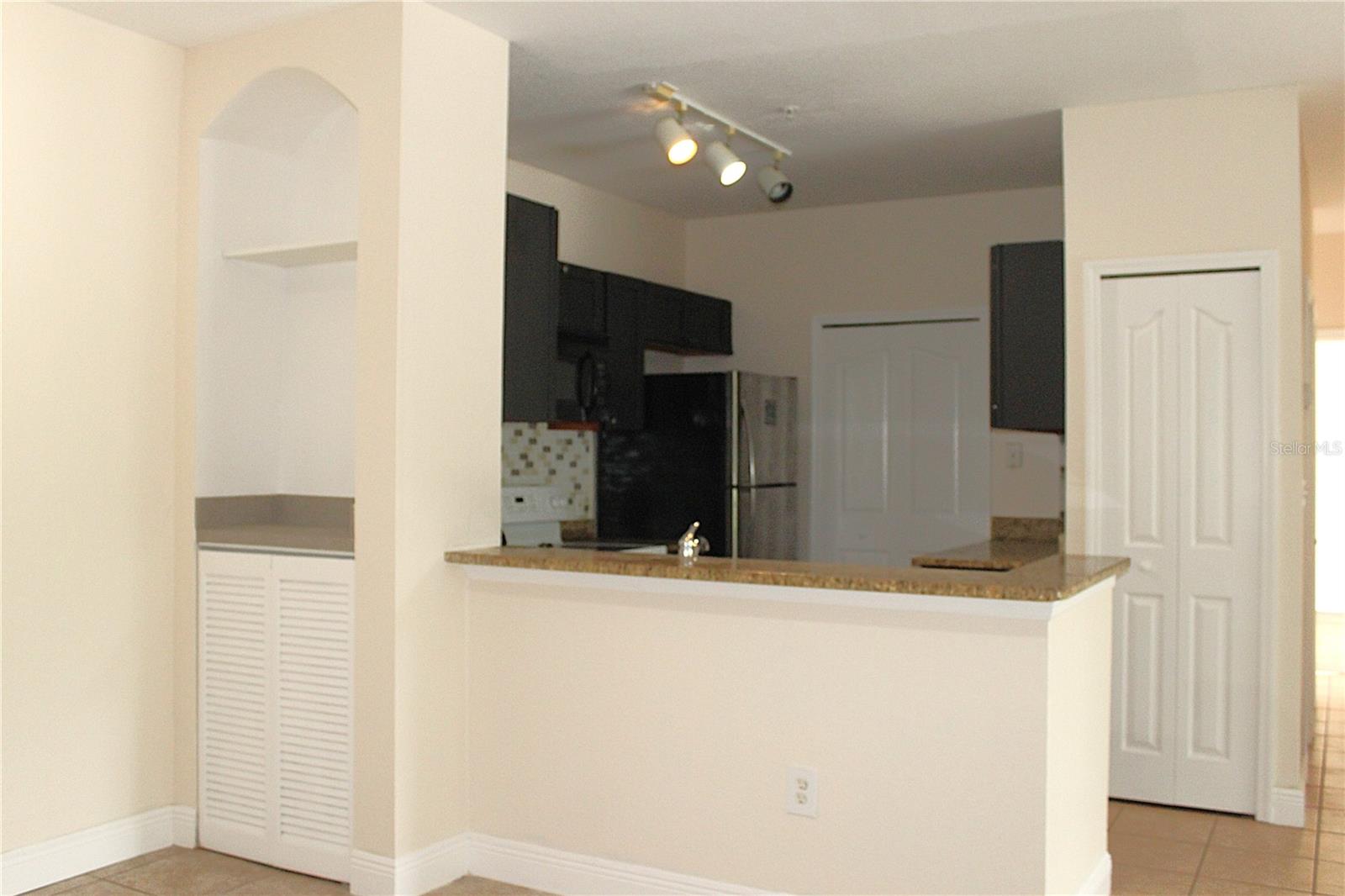 Coffee or Wine Bar Next To Breakfast Bar