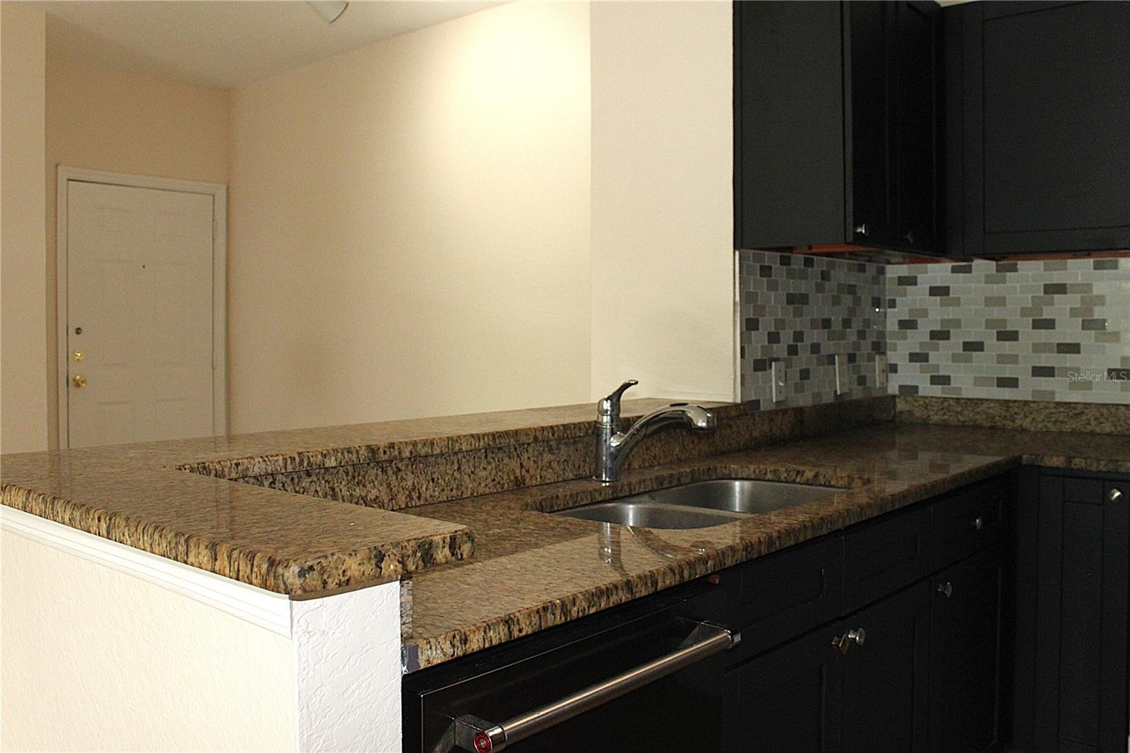 Kitchen Dining Room Combo & Breakfast Bar
