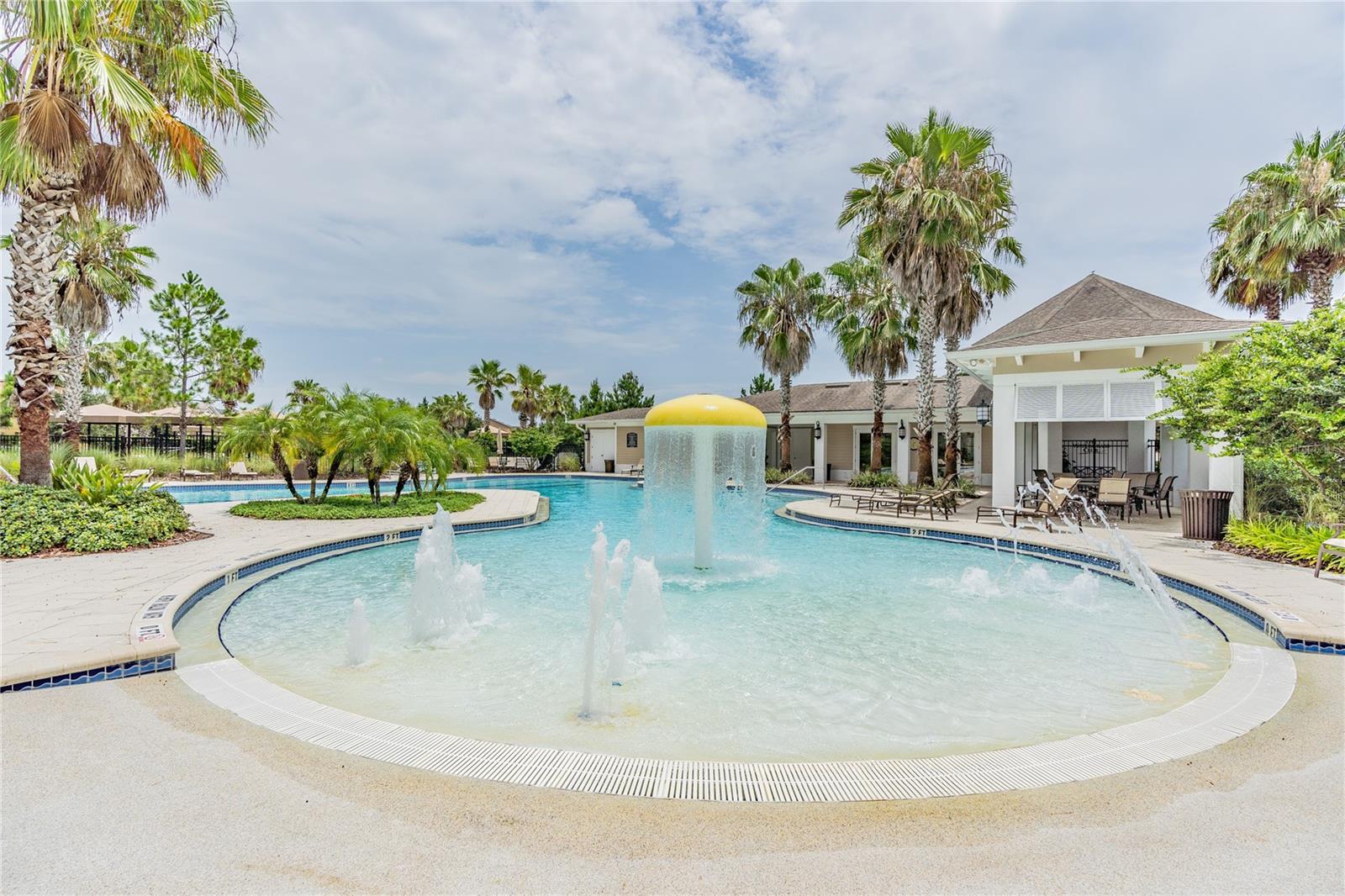 Zero entry pool at Watergrass Club