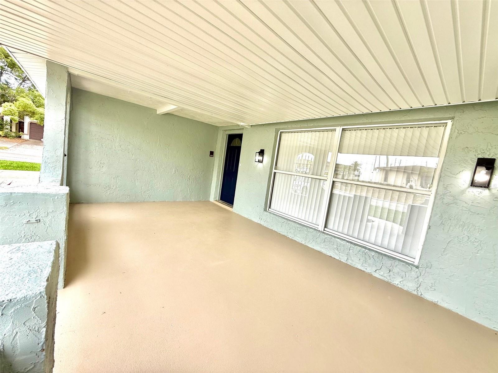 Very large and spacious front porch.