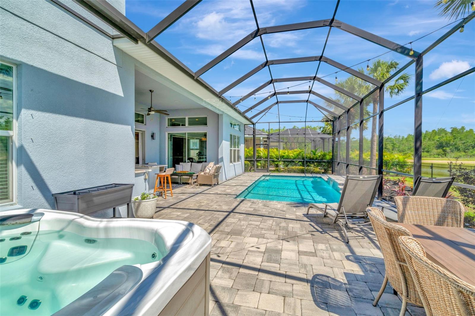 You have a gorgeous view from the hot tub.