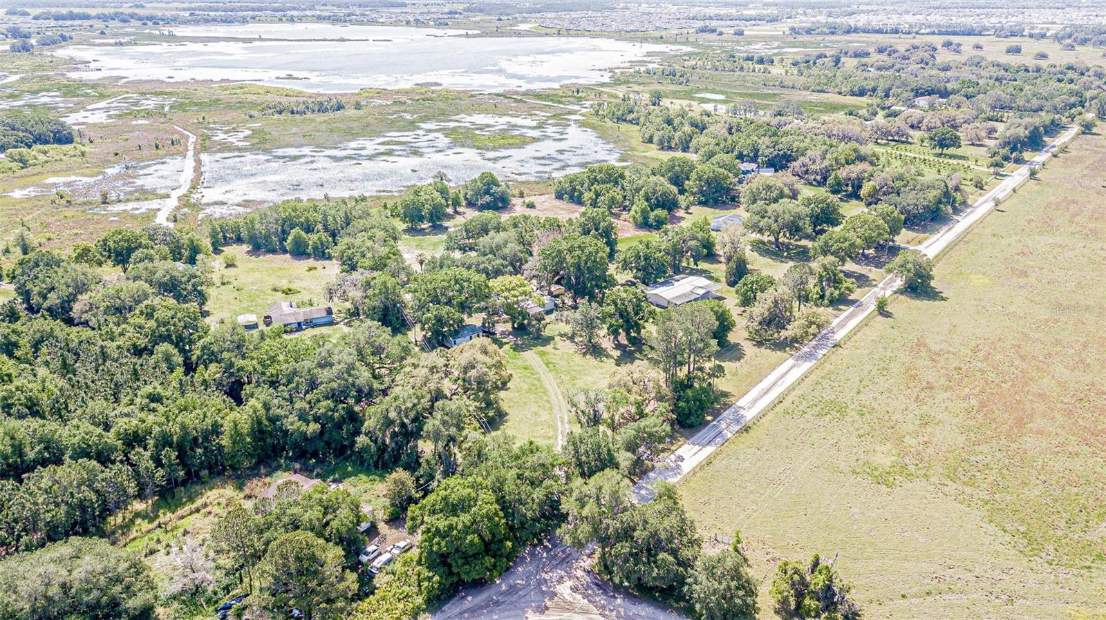 house on left back to lake
