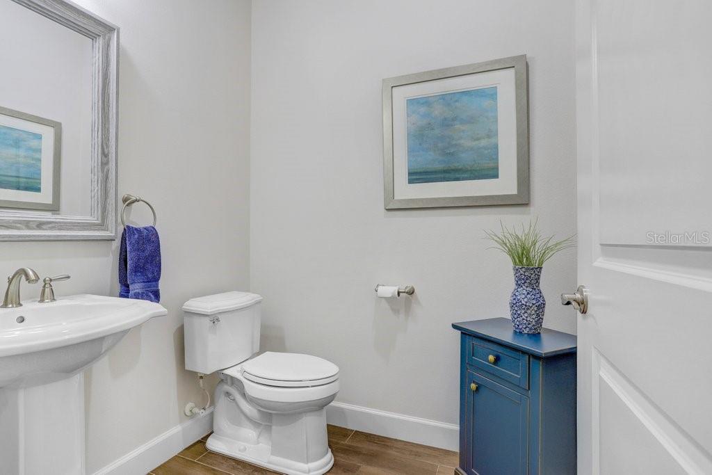 Powder bath in corridor to secondary Bedrooms.