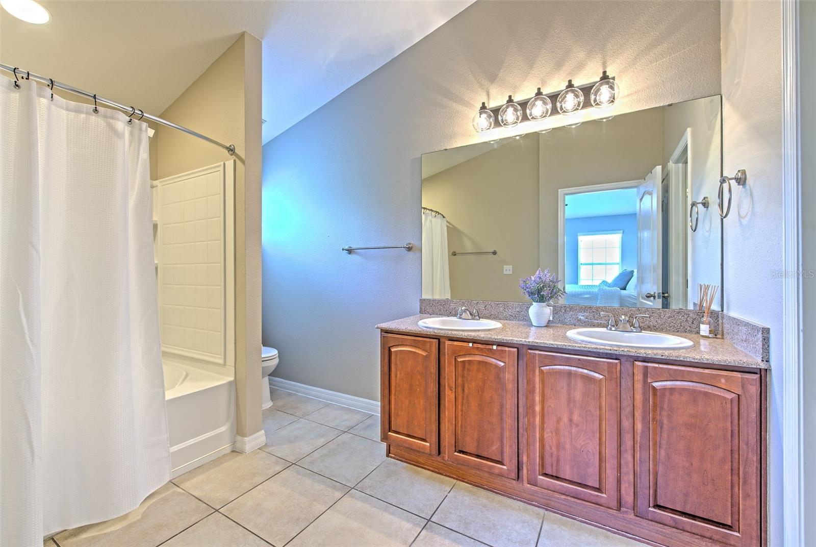 Primary Ensuite Bathroom