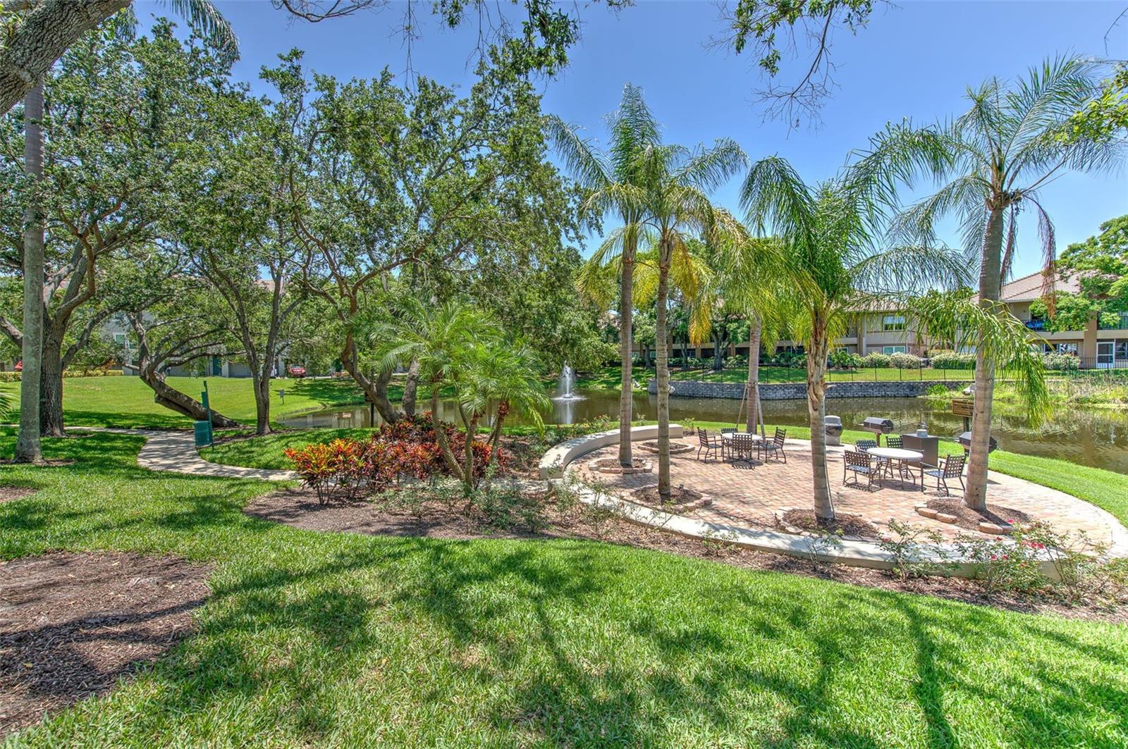 Island Walk Grill Area