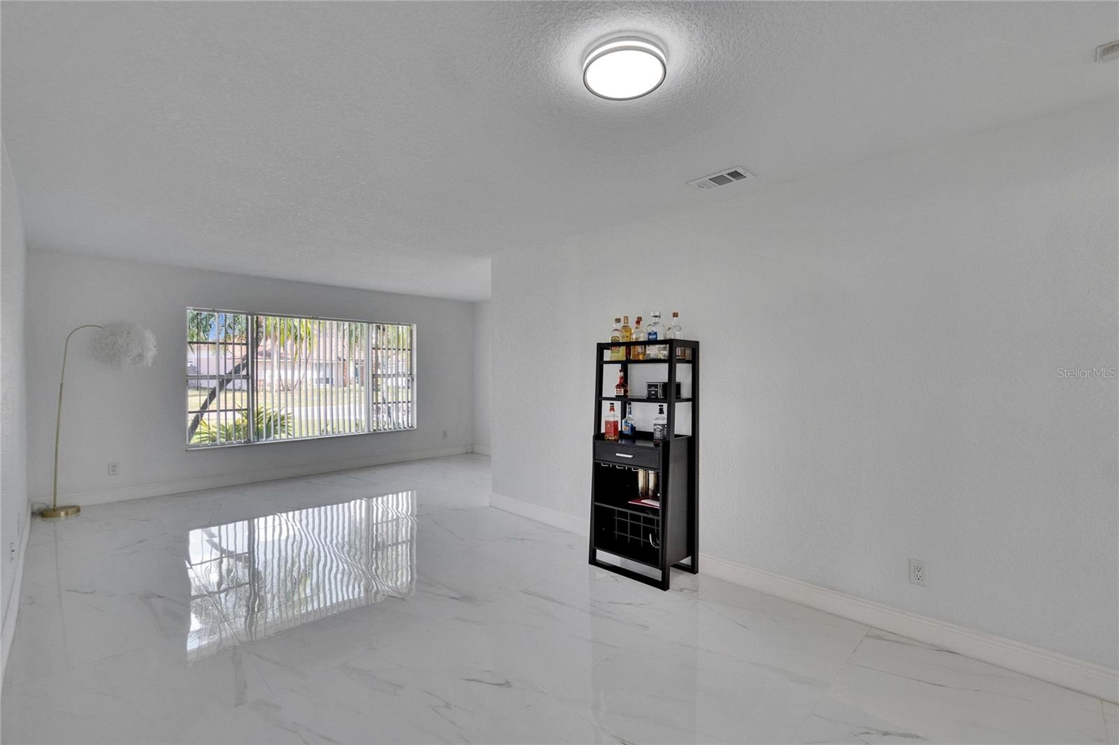 Living/Dining Room