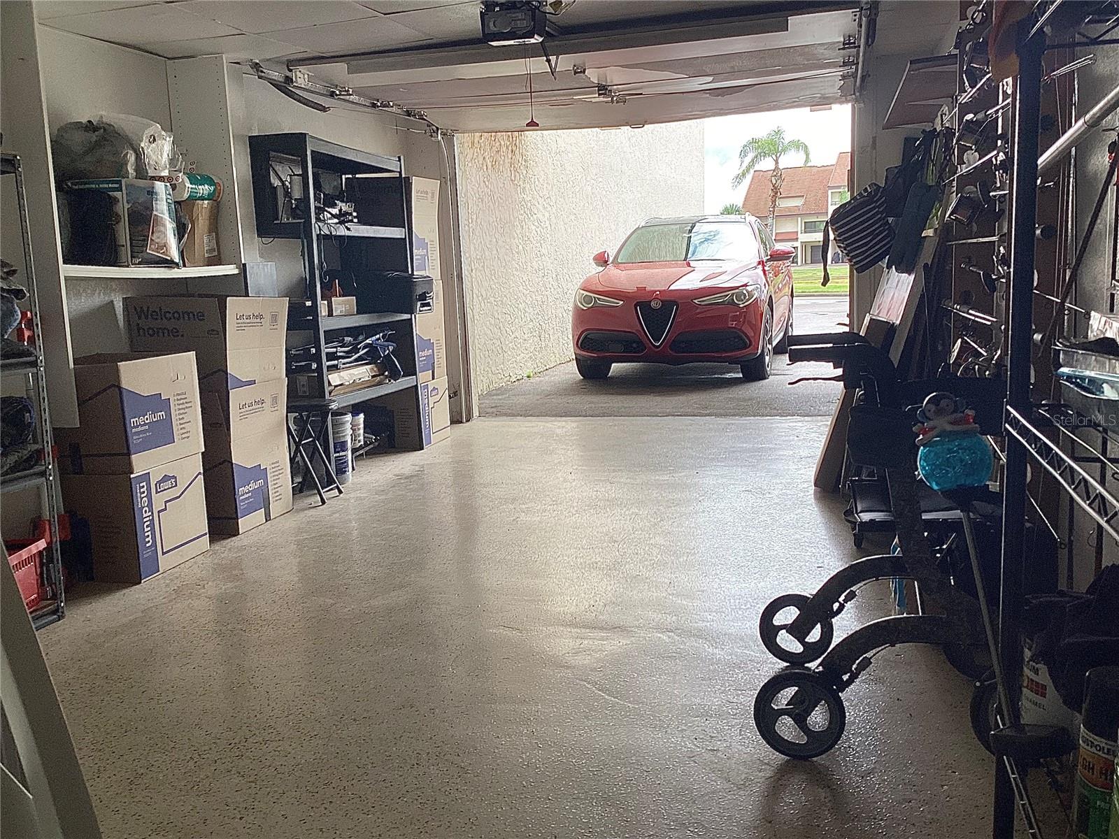 Garage w plenty of room for toys!