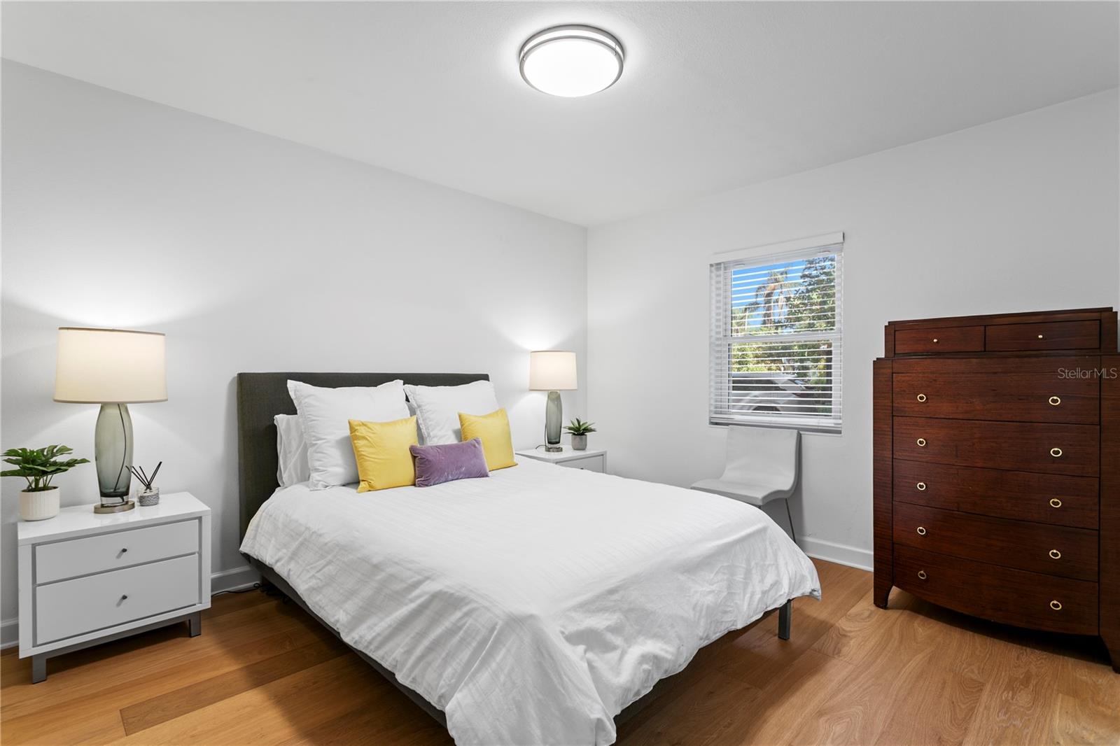The secondary bedroom has an en-suite bathroom