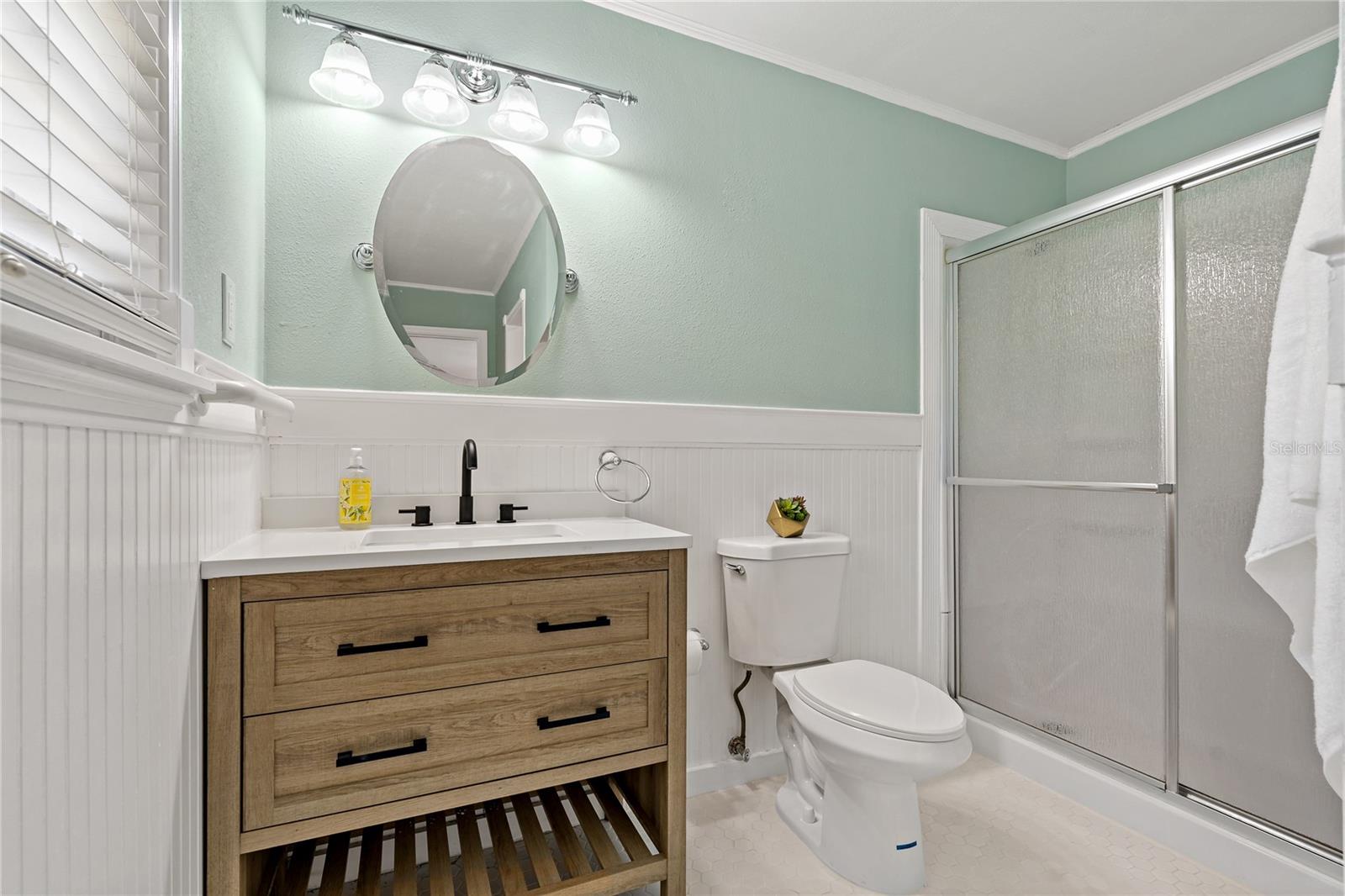 Master Ensuite Bathroom