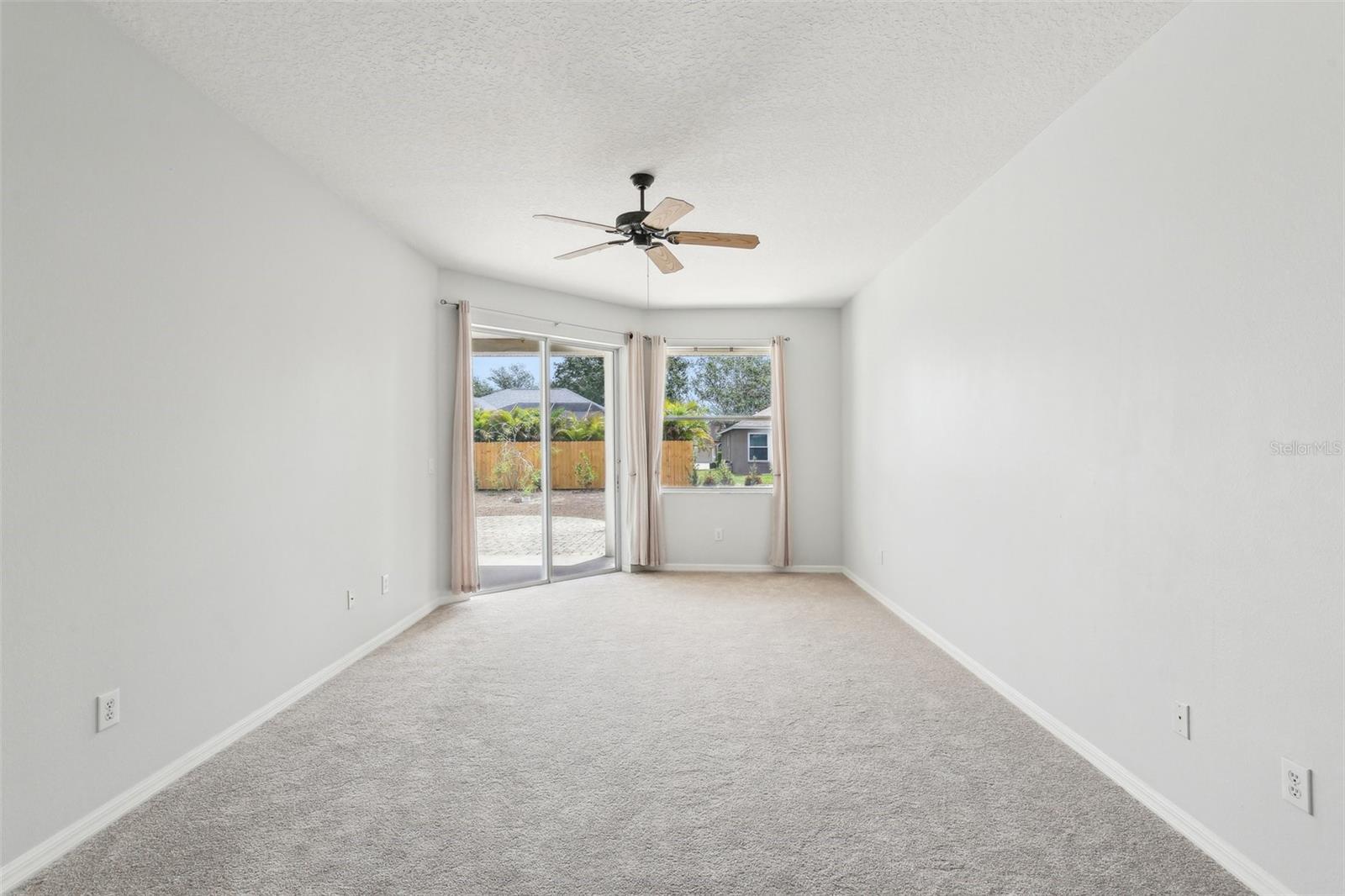 ADD ADDITIONAL SEATING AT YOUR CENTER ISLAND