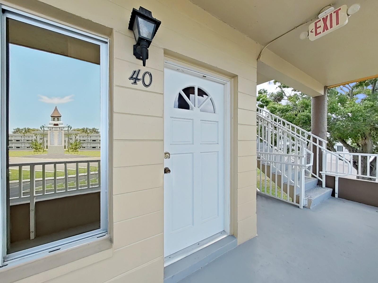 End unit Second Floor