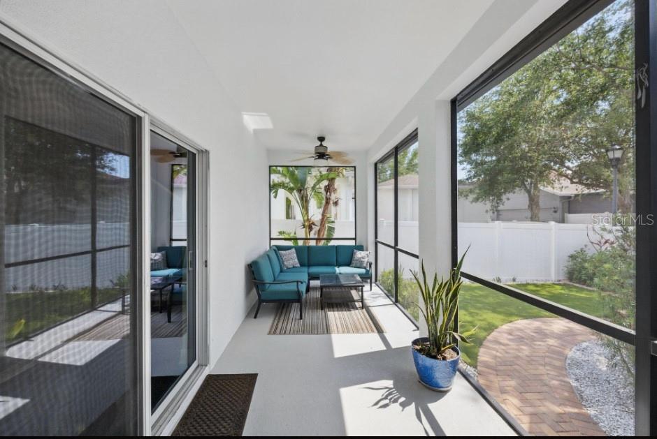 Seemless living to interior