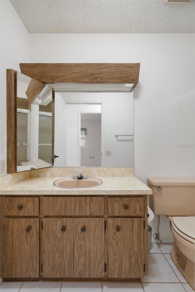 GUEST VANITY