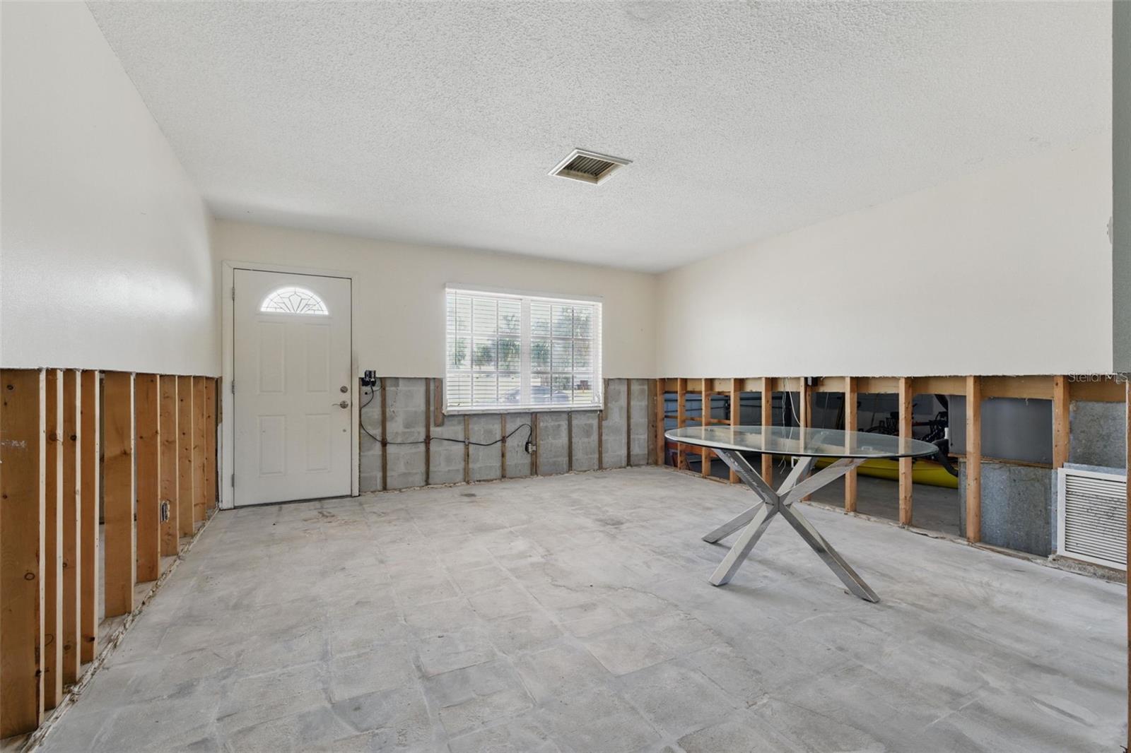 Spacious Living Area