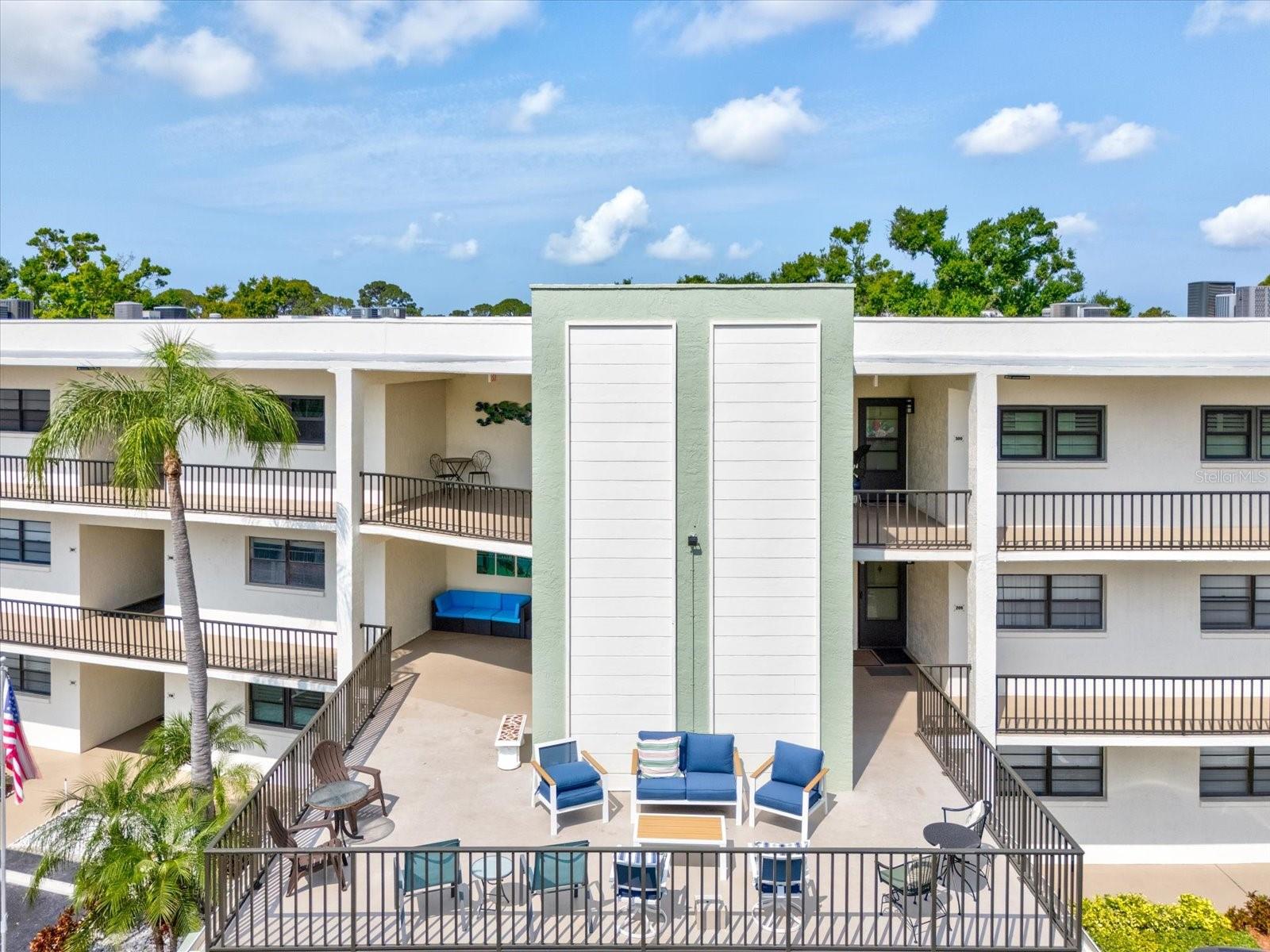 Shoreview East offers balcony for residents to enjoy the outdoors.