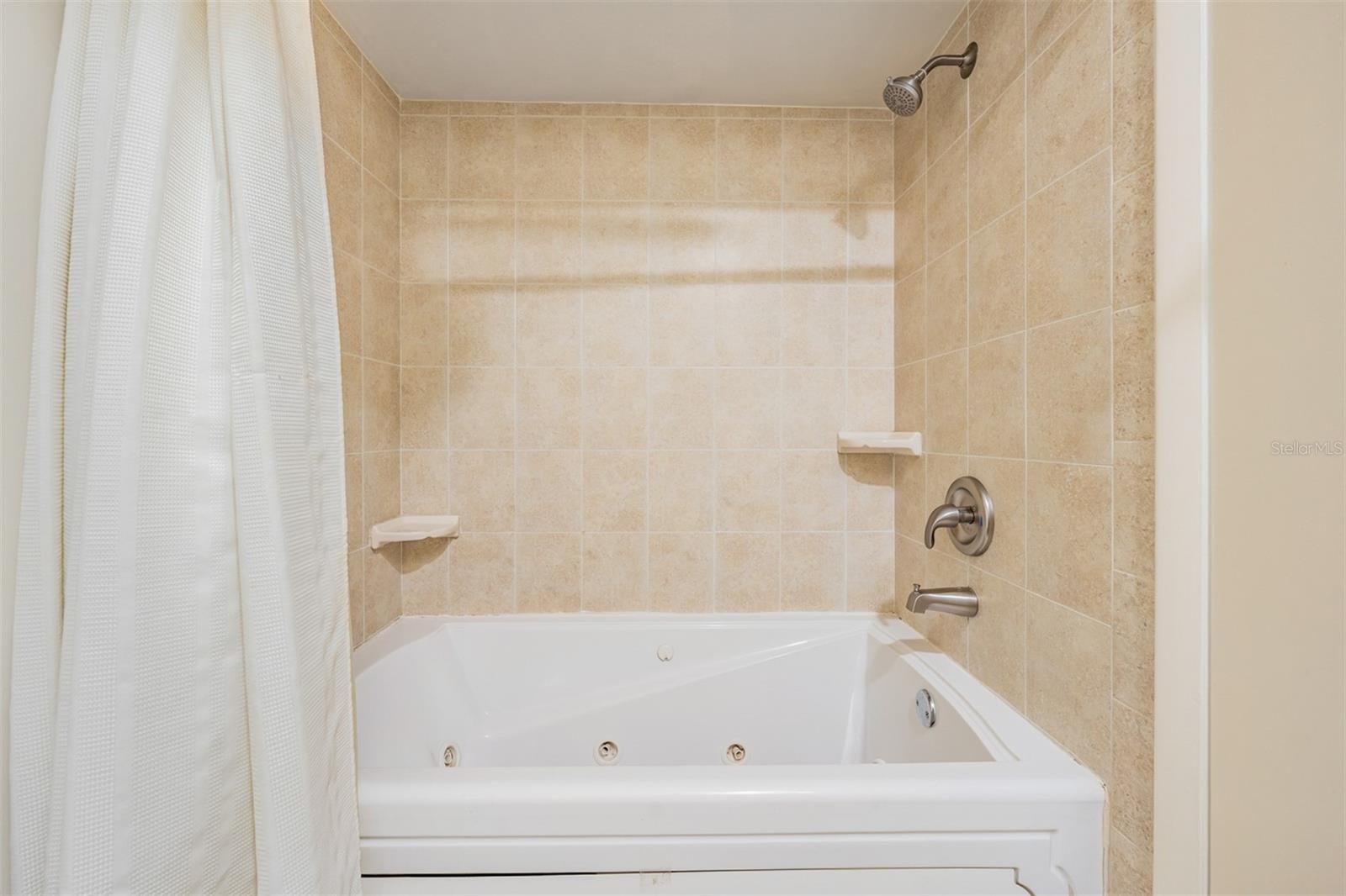 Tub/Shower Combination