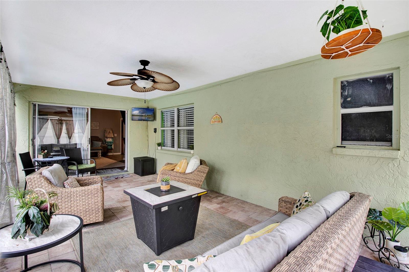 Screened-in patio