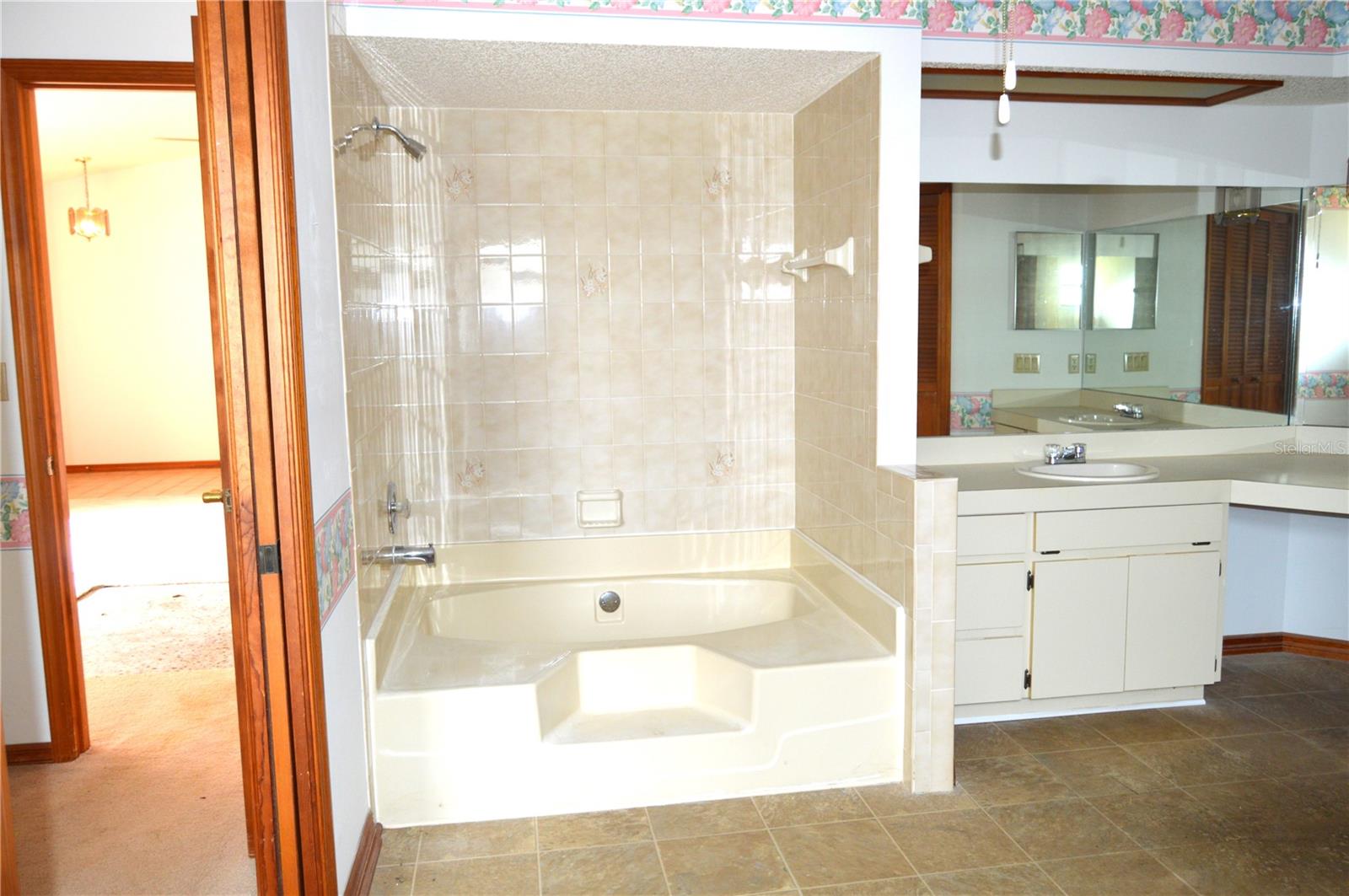 Garden Tub