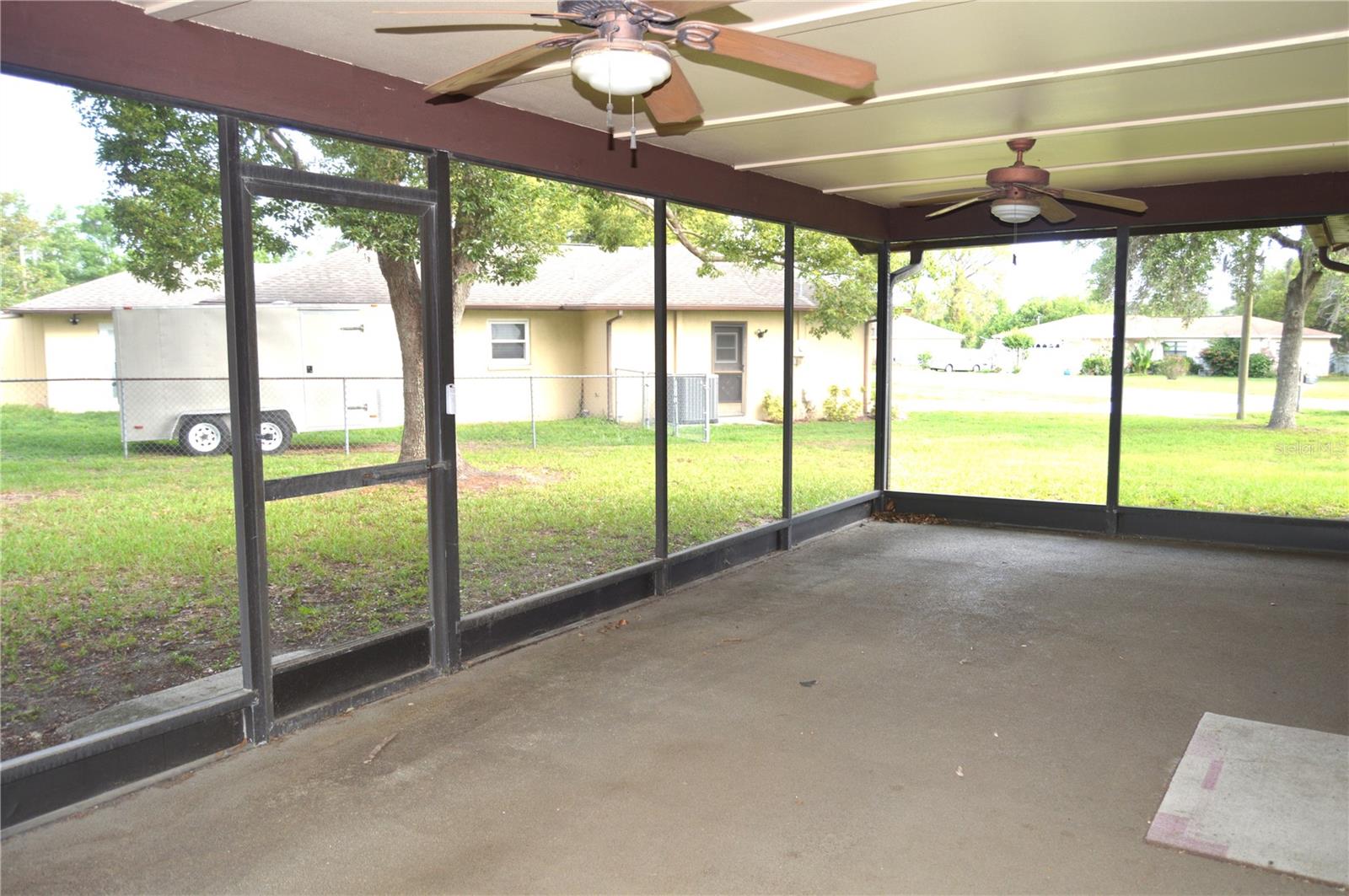 Large Lanai