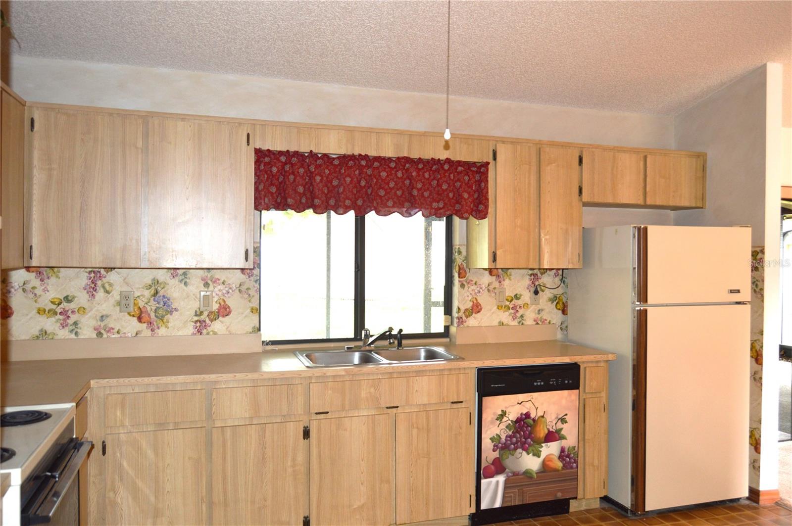 Large Kitchen
