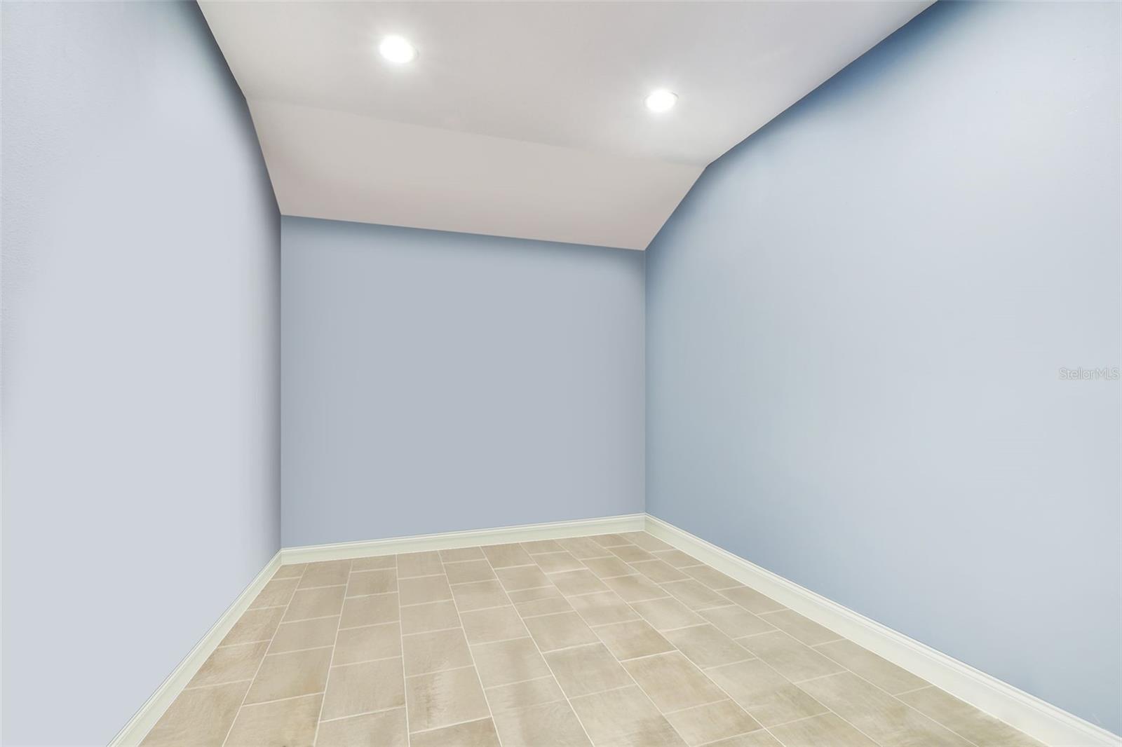 Extra Storage Room, Perfect for Home Gym