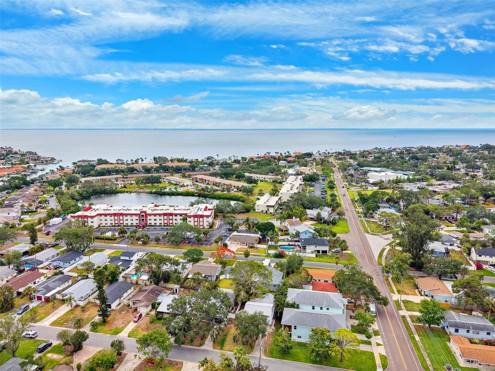 Neighboring Million Dollar Homes and Tampa Bay