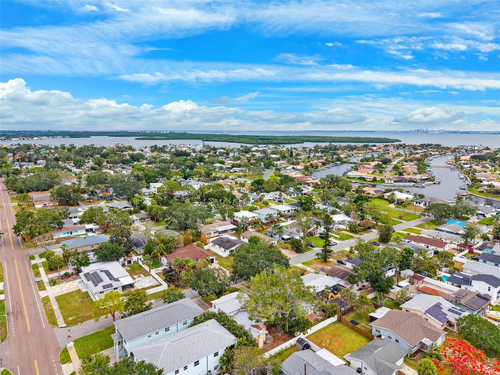 Neighboring Million Dollar Homes and Tampa Bay