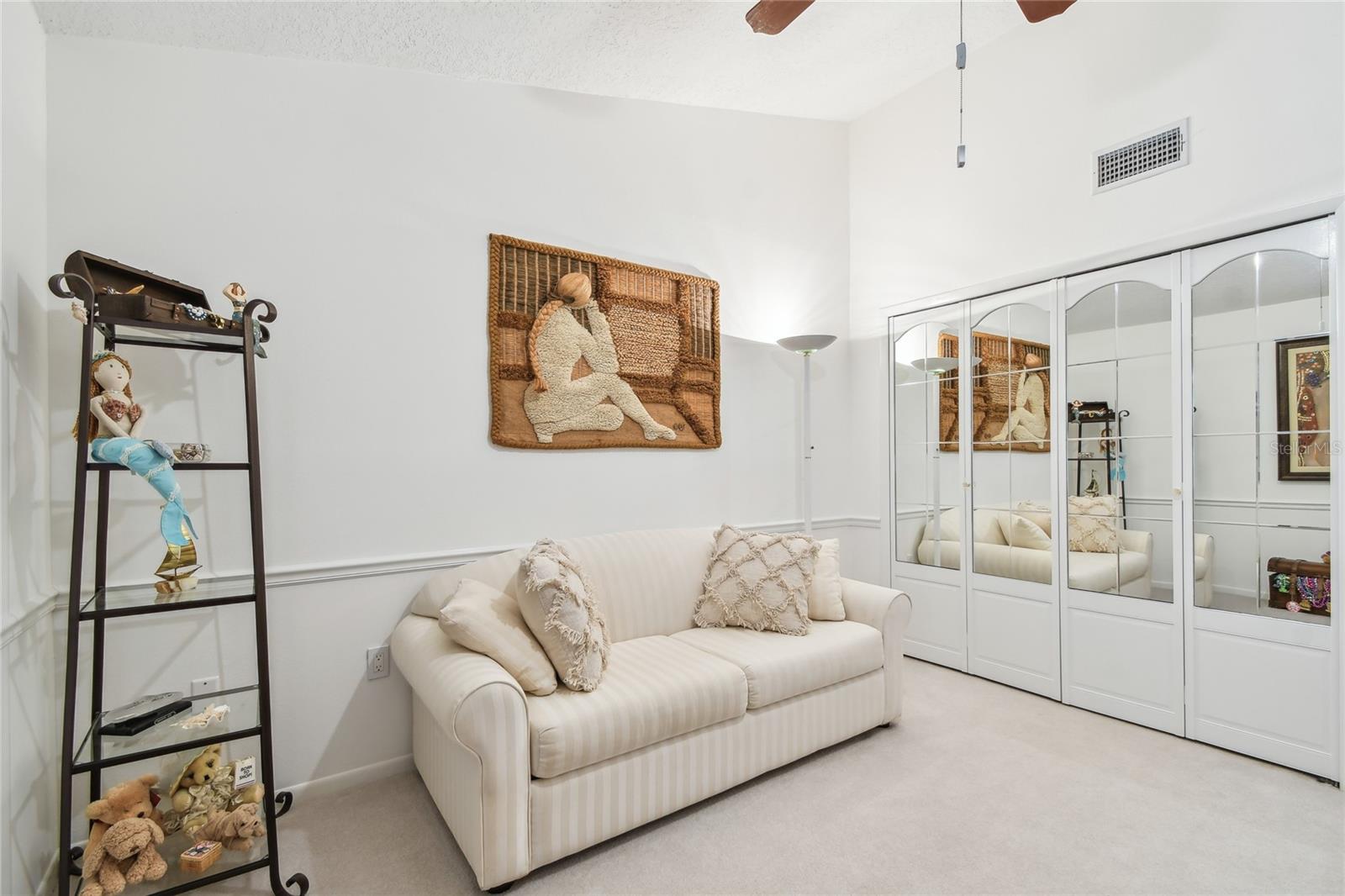 2nd bedroom or office