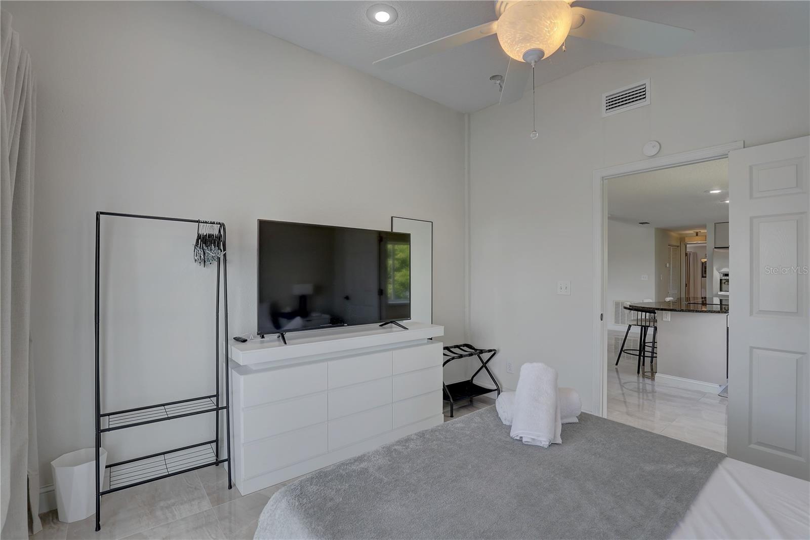 Upstairs Bedroom 2