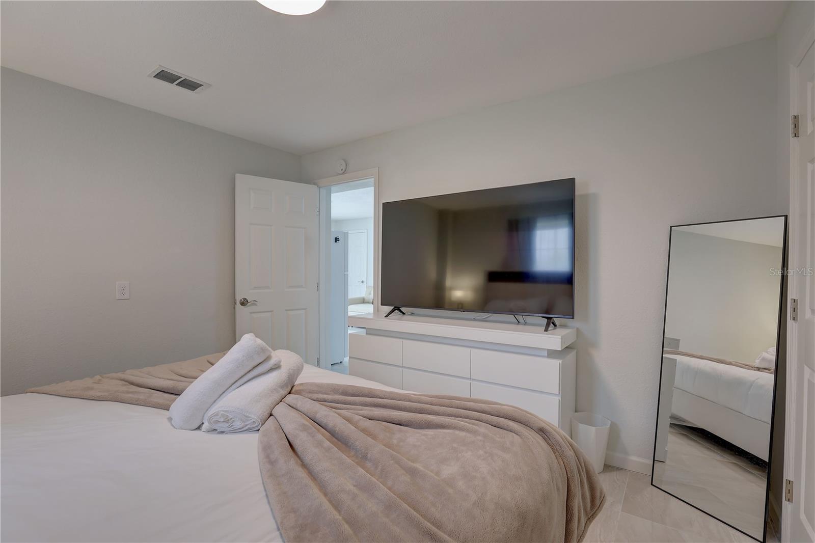 Downstairs Bedroom 1