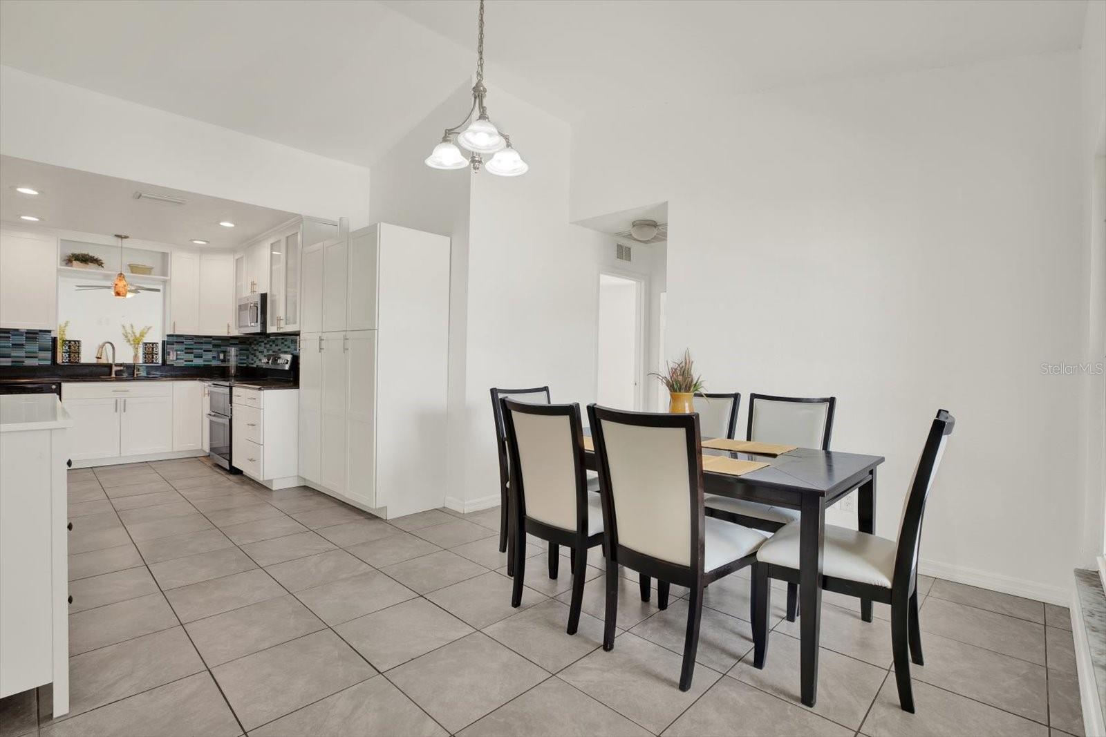 Dining room open to kitchin.