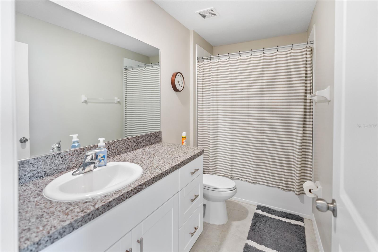 2nd Bathroom