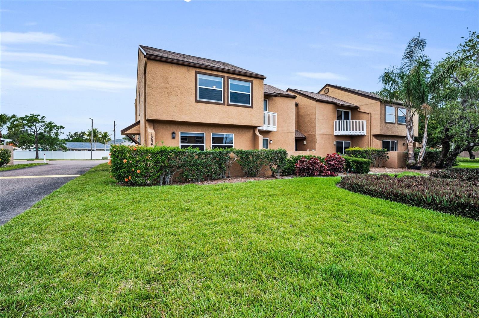Welcome to 1864 Clearbrooke Drive!