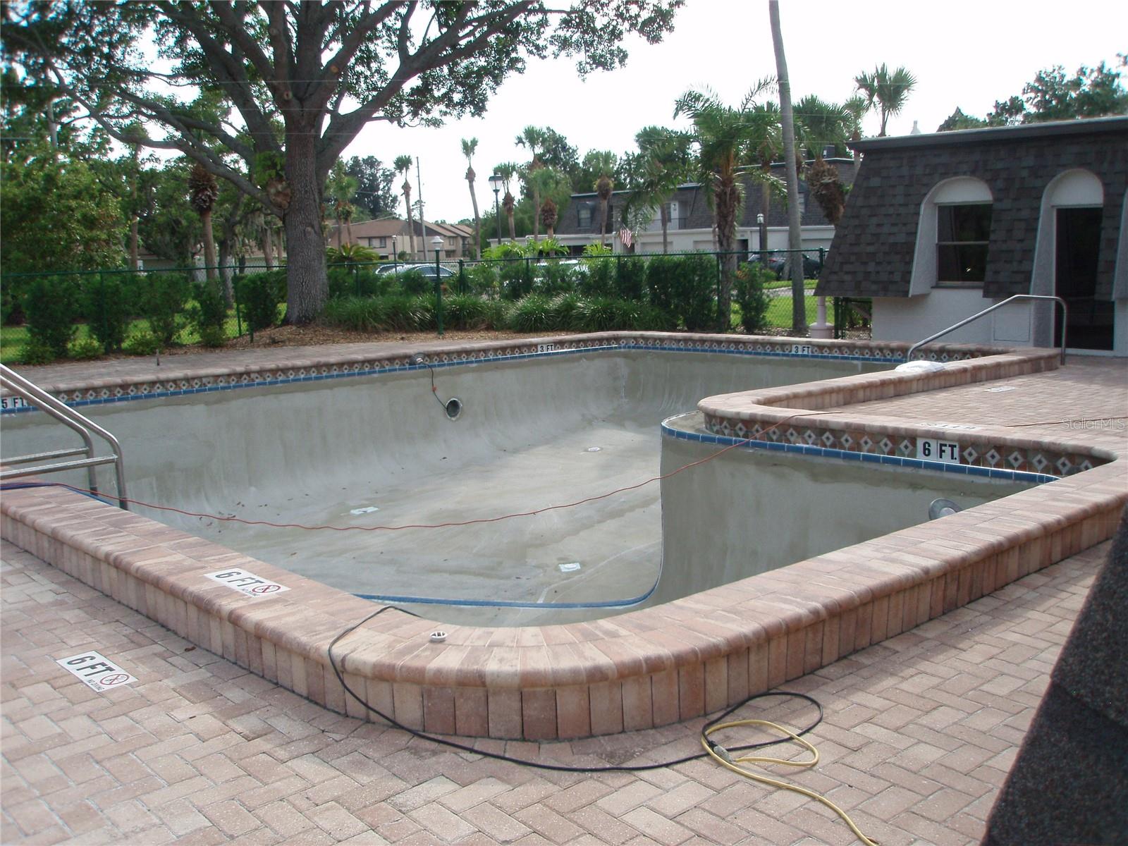 Community pool
