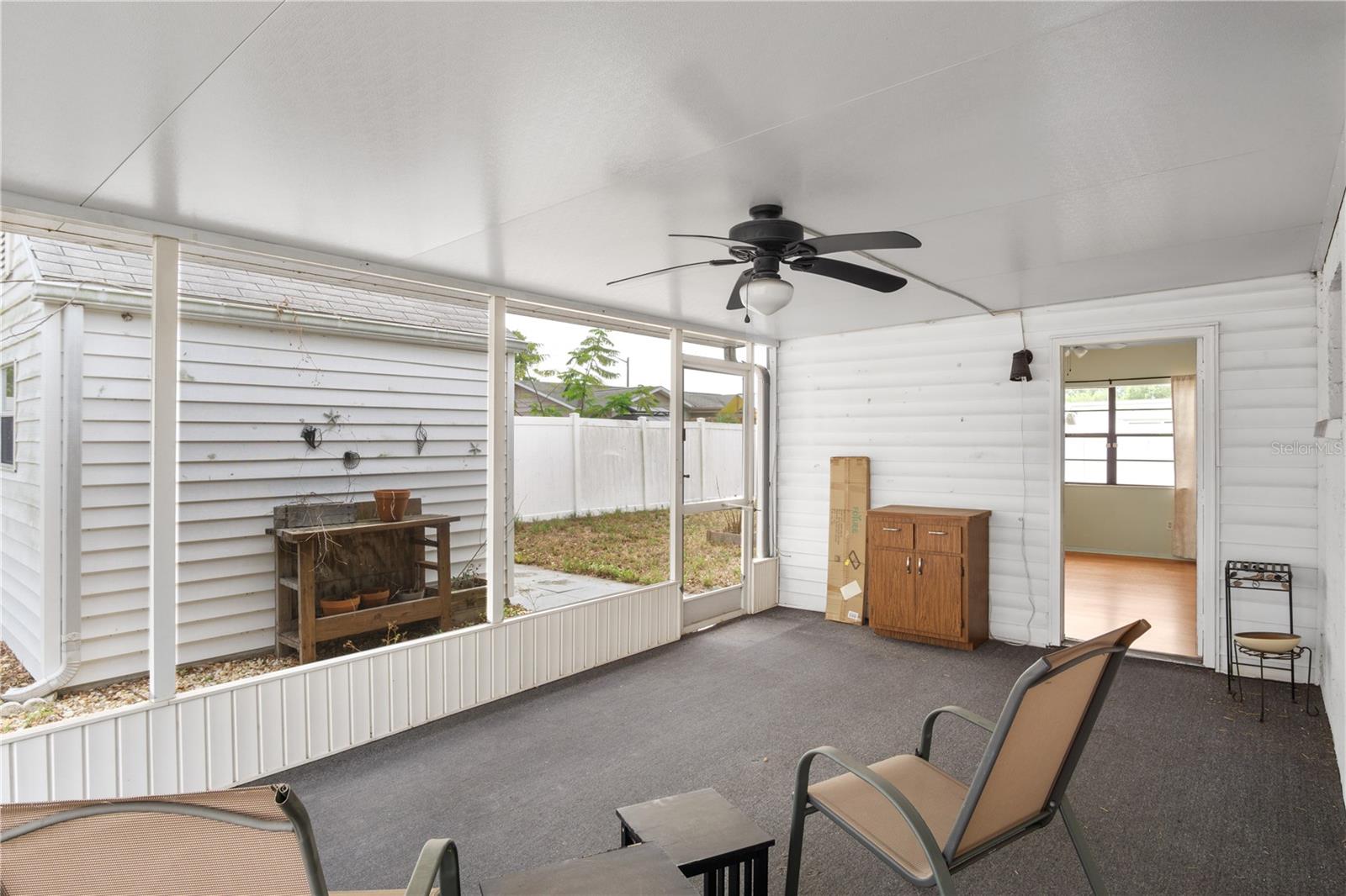 Screened in lanai