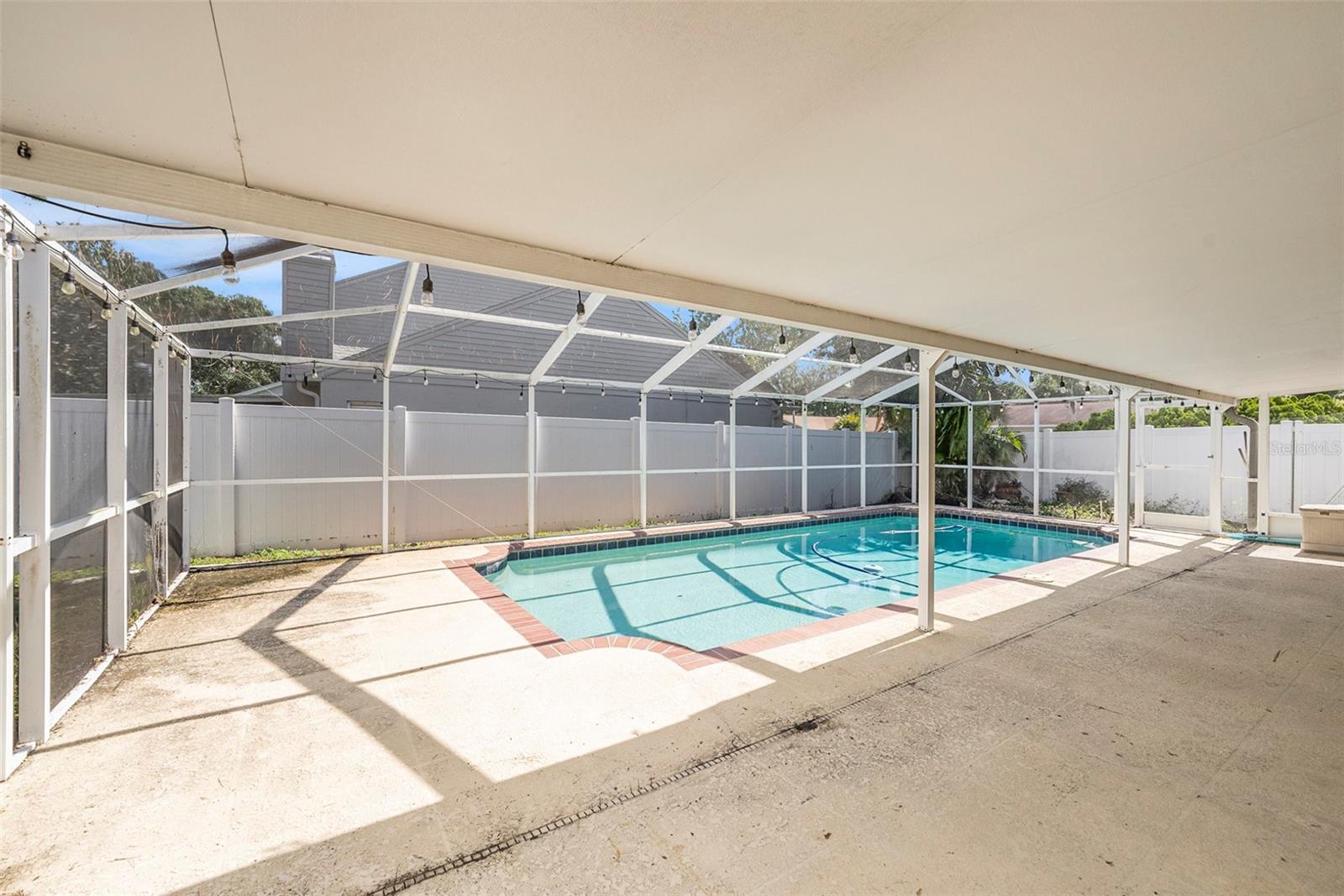 Lanai/Pool