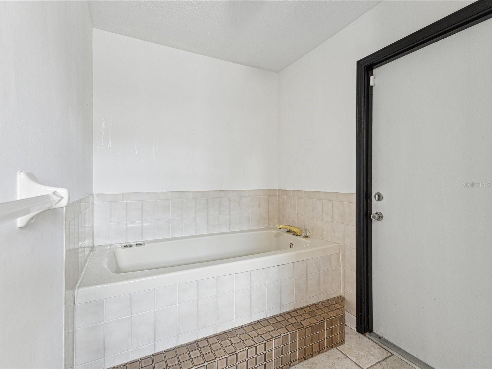 W7875438