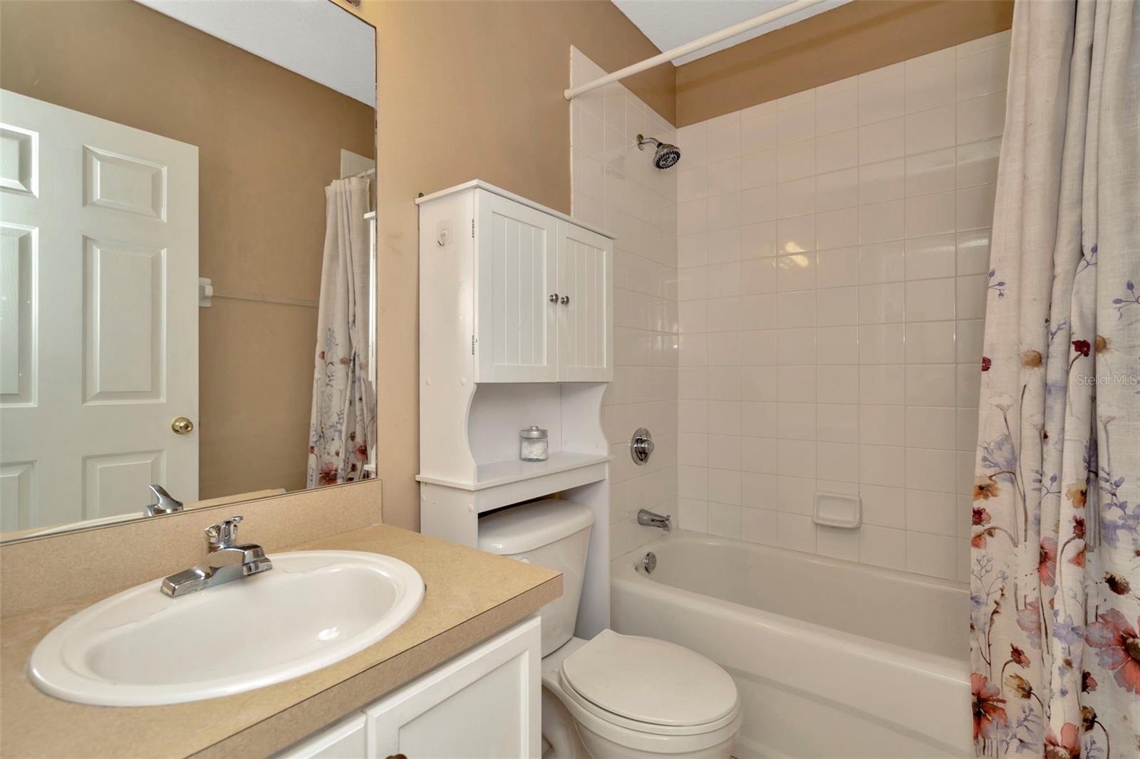 1st Floor Bathroom