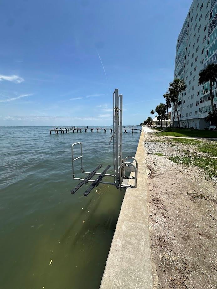 Kayak launch