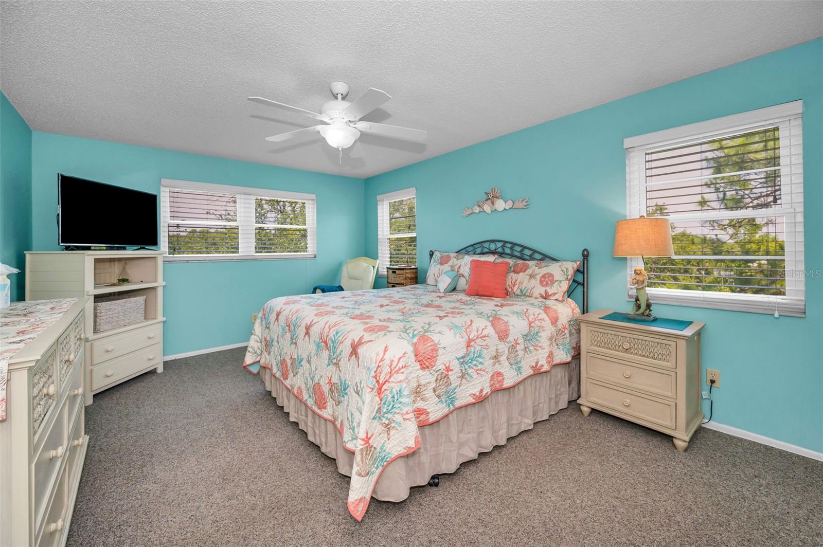 Spacious Primary Bedroom with ensuite bath