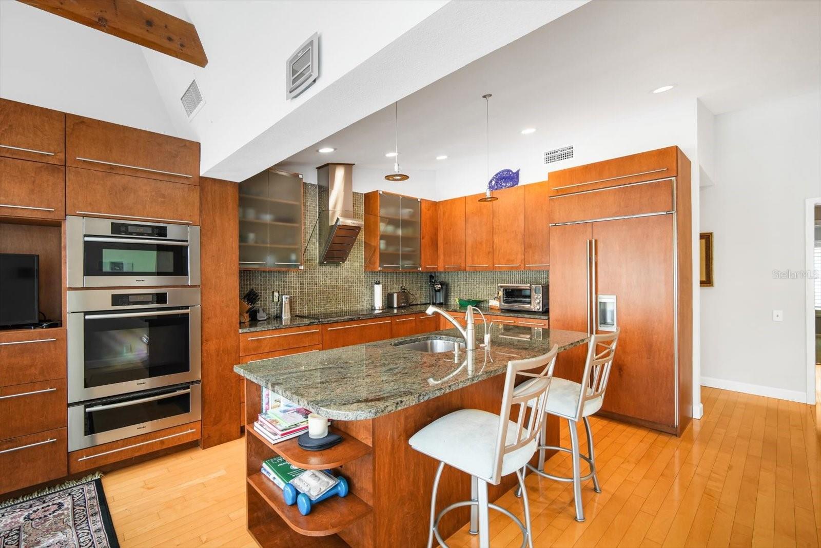 Kitchen Bar
