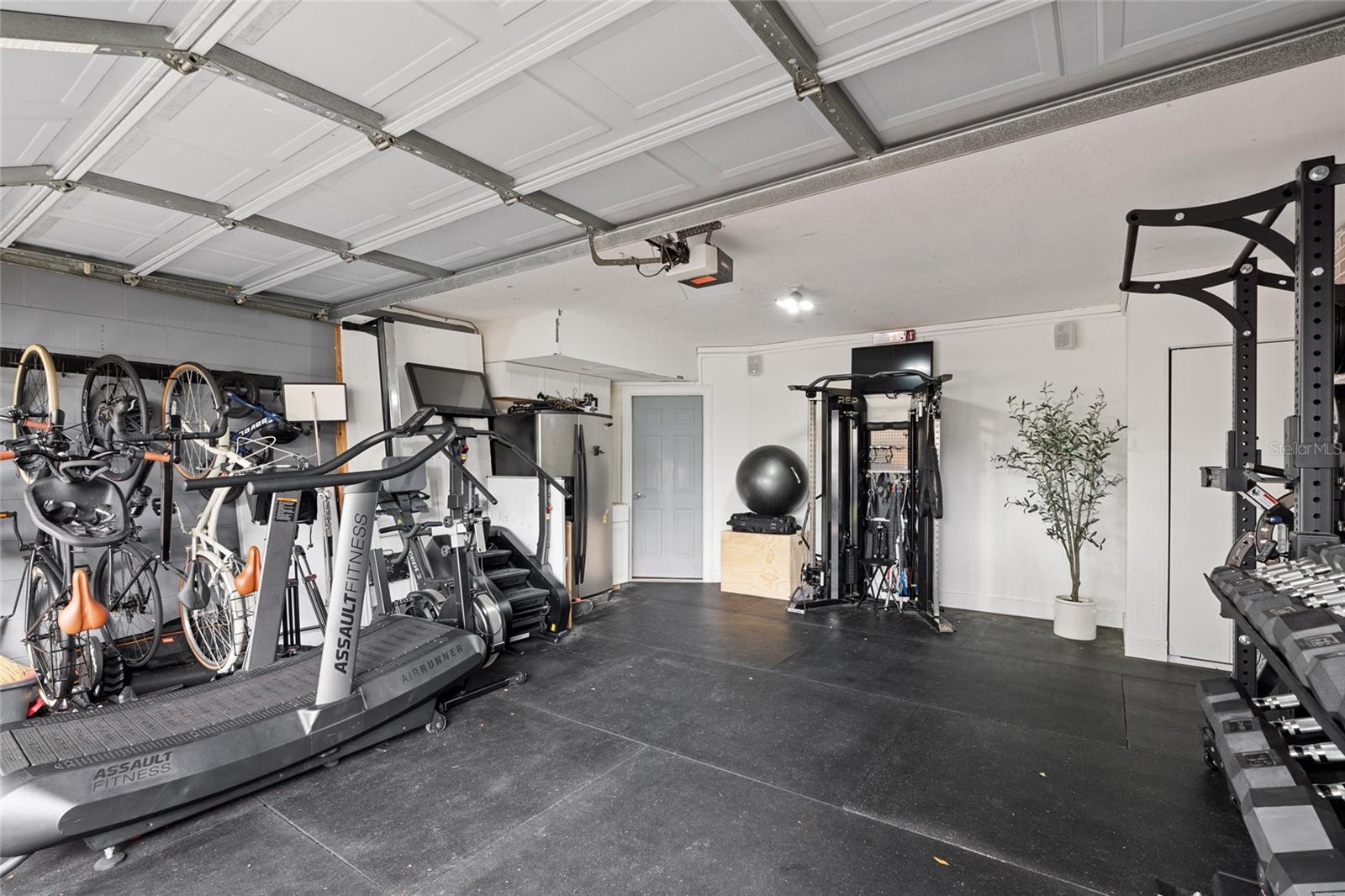 Garage/Gym