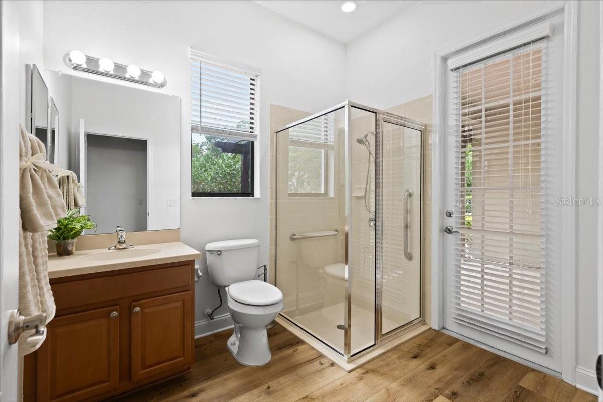 Guest Bath 2