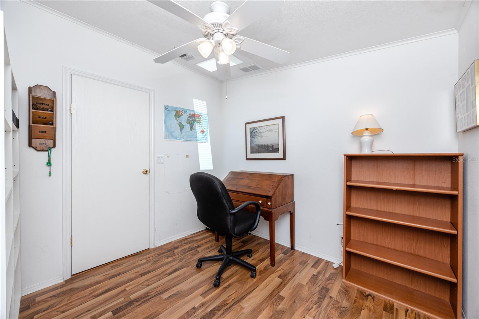 Bedroom/Office