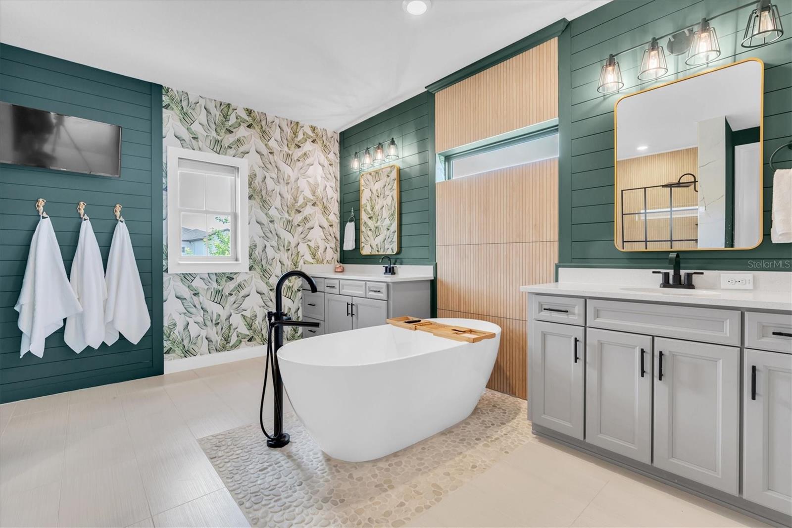 PRIMARY ENSUITE