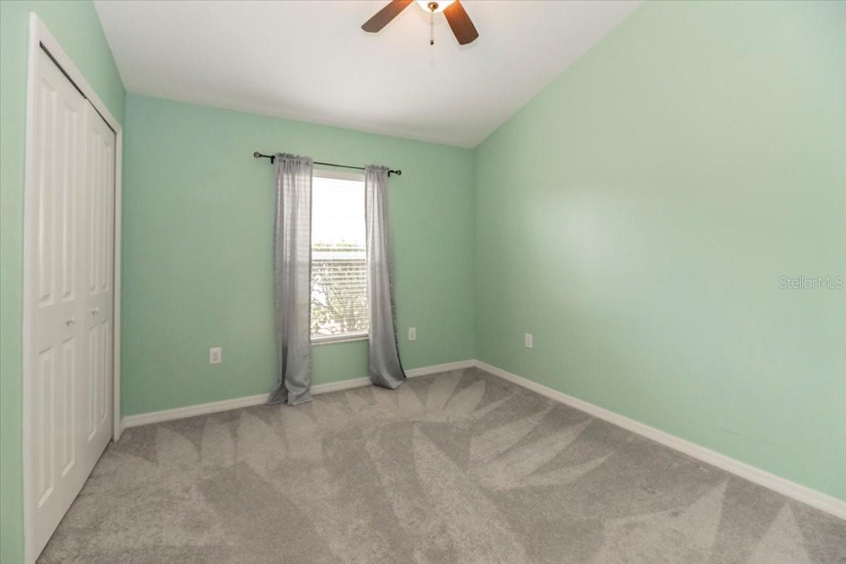 2nd bedroom