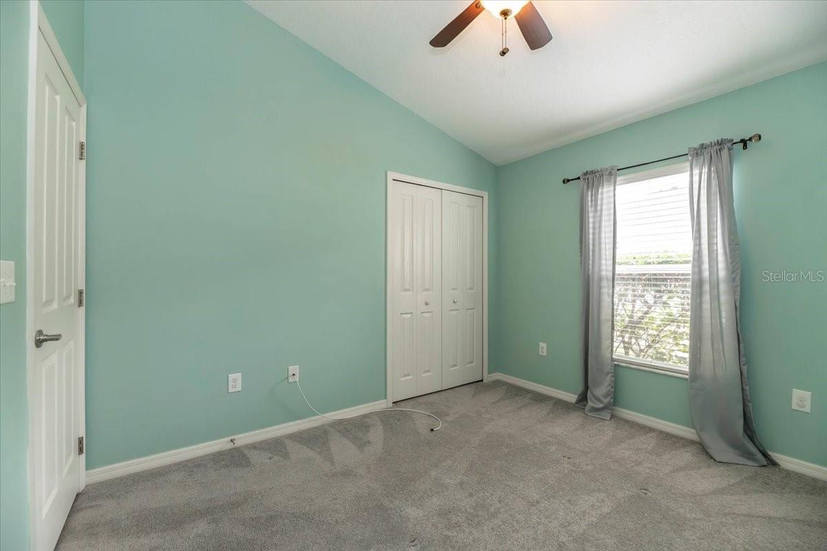 2nd bedroom