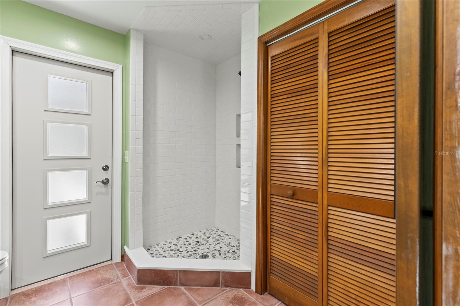 Primary suite bath